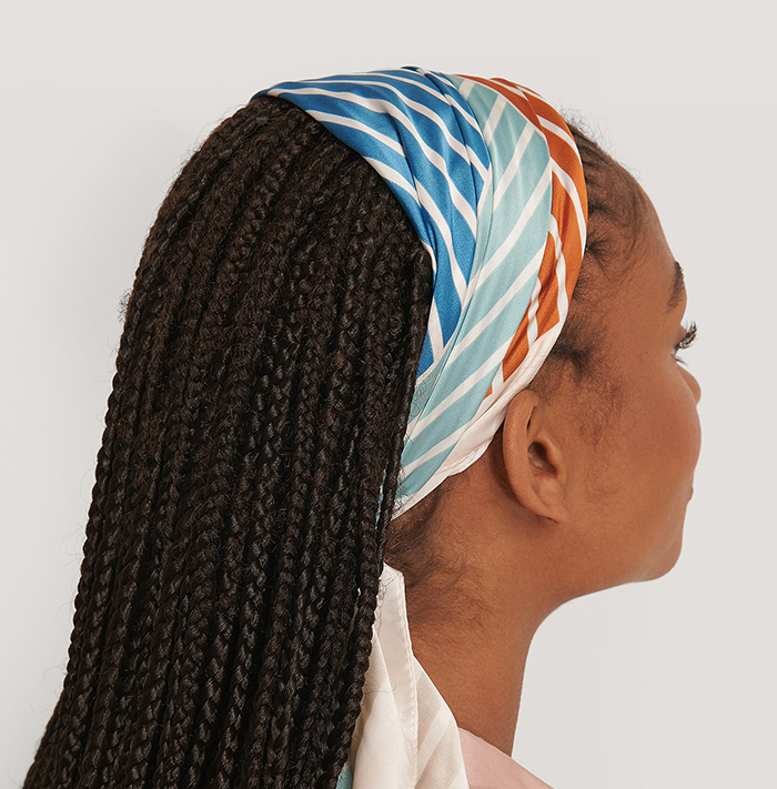 Smukt stribet tørklæde til kvinder