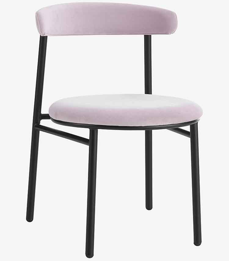 Smuk stol med lilla polstring