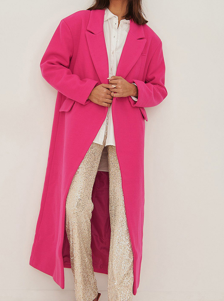 Lang smuk frakke i kraftig pink