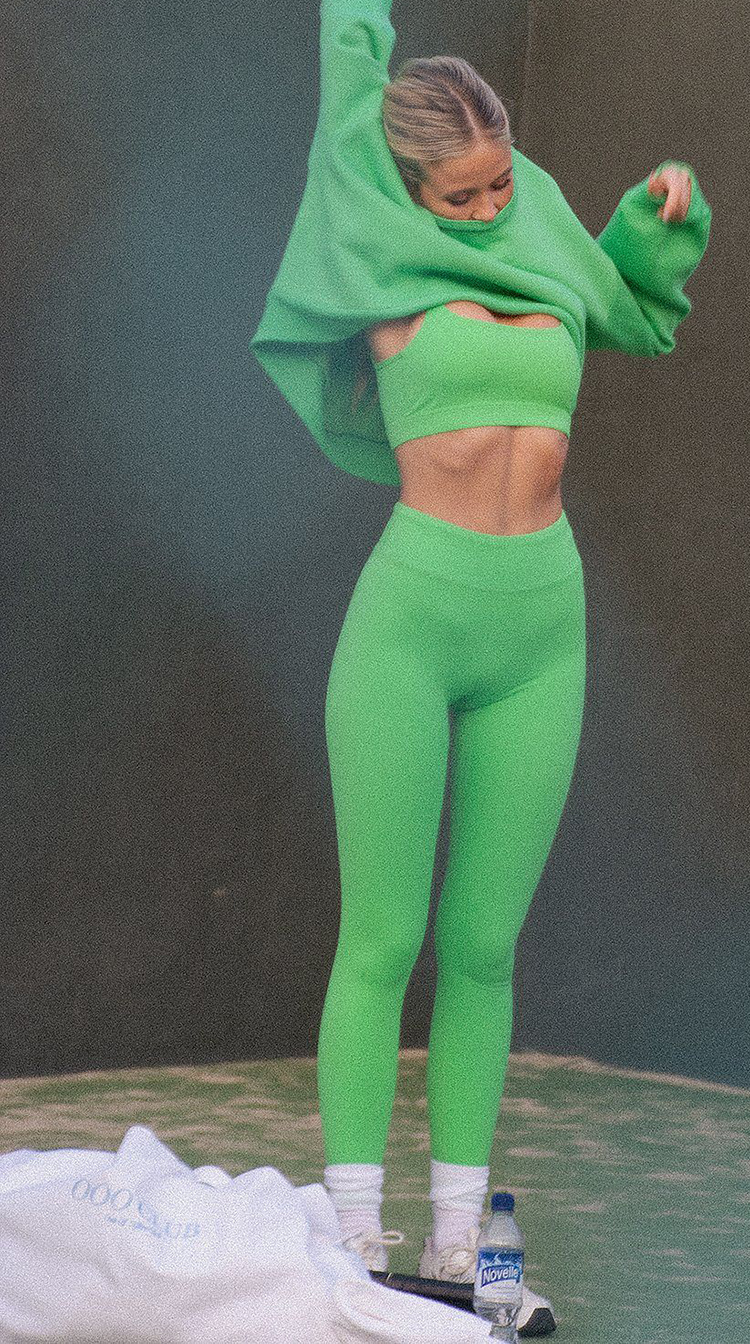 sommermode Grønt træningssæt med sports bh og lange leggings
