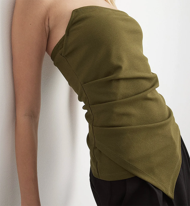 Smuk grøn off-shoulder sommerbluse