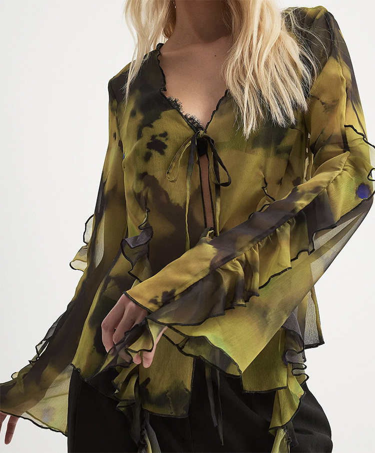 Transparent og Flæset Sommerbluse til den Elegante Dame