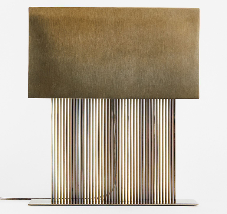 Moderne Bordlampe med Guldstråler