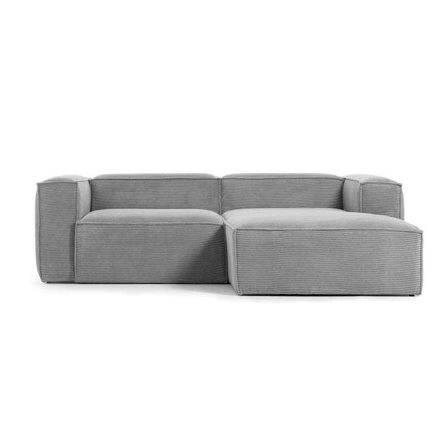 Kave Home Blok sofa med chaiselong i gr&aring; fl&oslash;jl