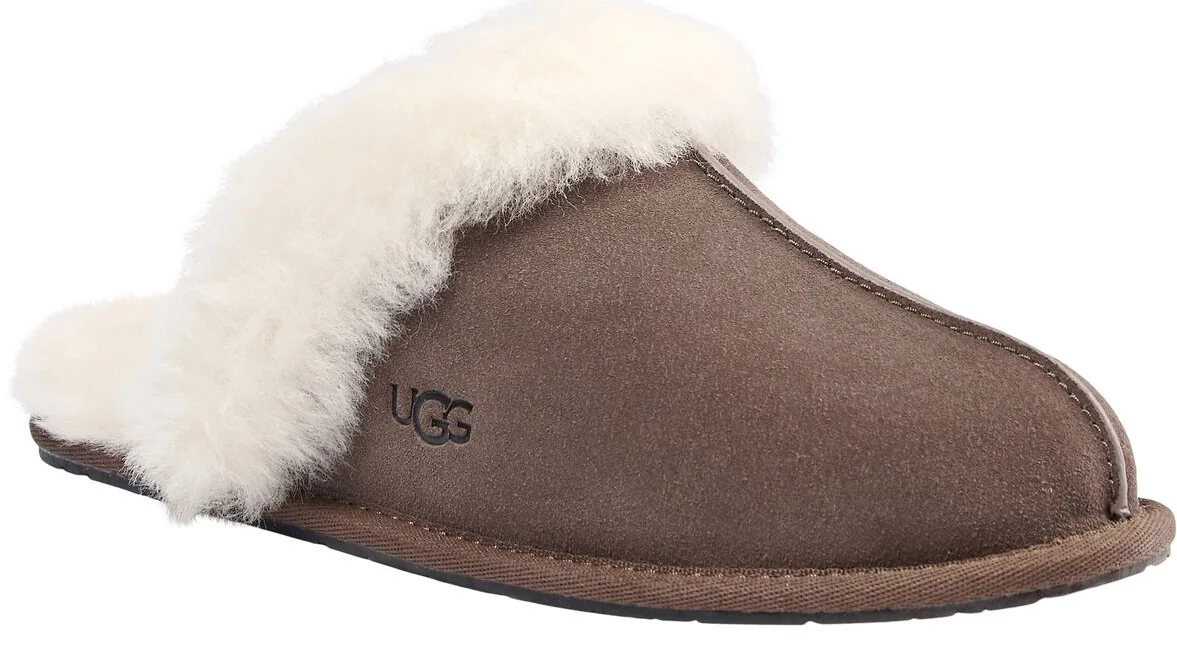 Taupe UGG Scuffette II hjemmesko med lyst fåreskindsfor