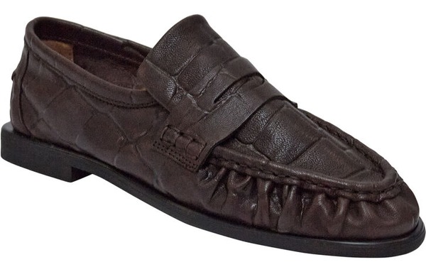 Brun crocopræget læderloafer med pennyrem fra Pavement
