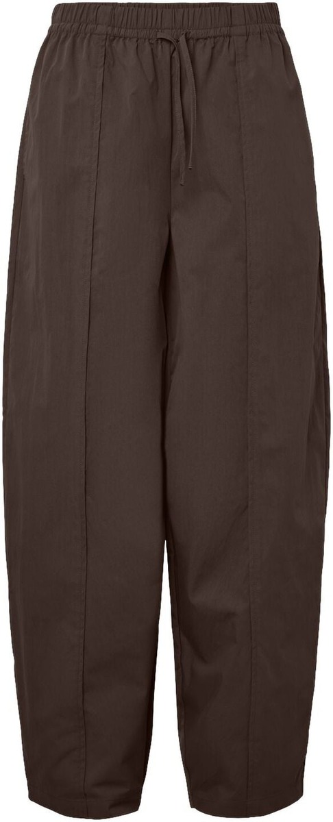 Afslappede brune parachutebukser fra Pieces