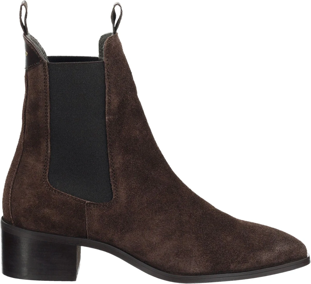 Brun ruskindsstøvlet med spids tå og blokhæl fra Gant