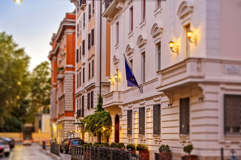 Hotel Locarno, Rom