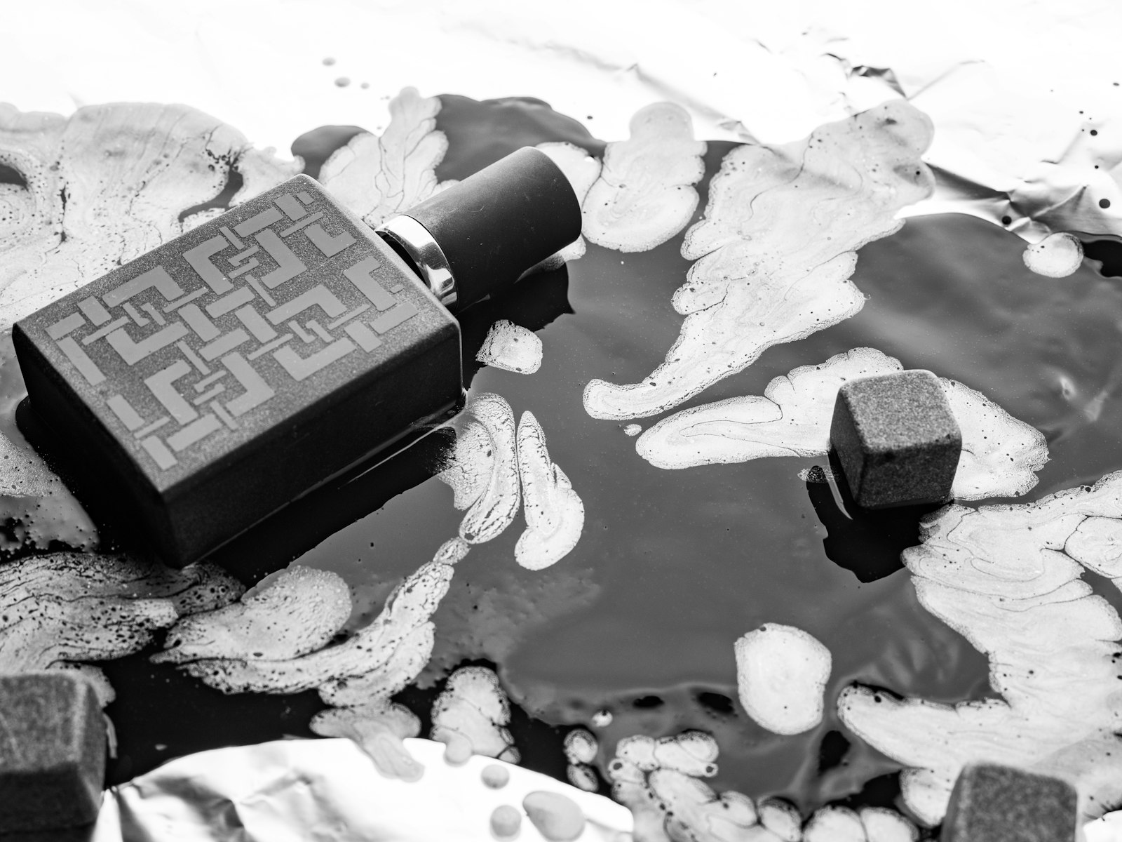 Dior Sauvage parfume flaske