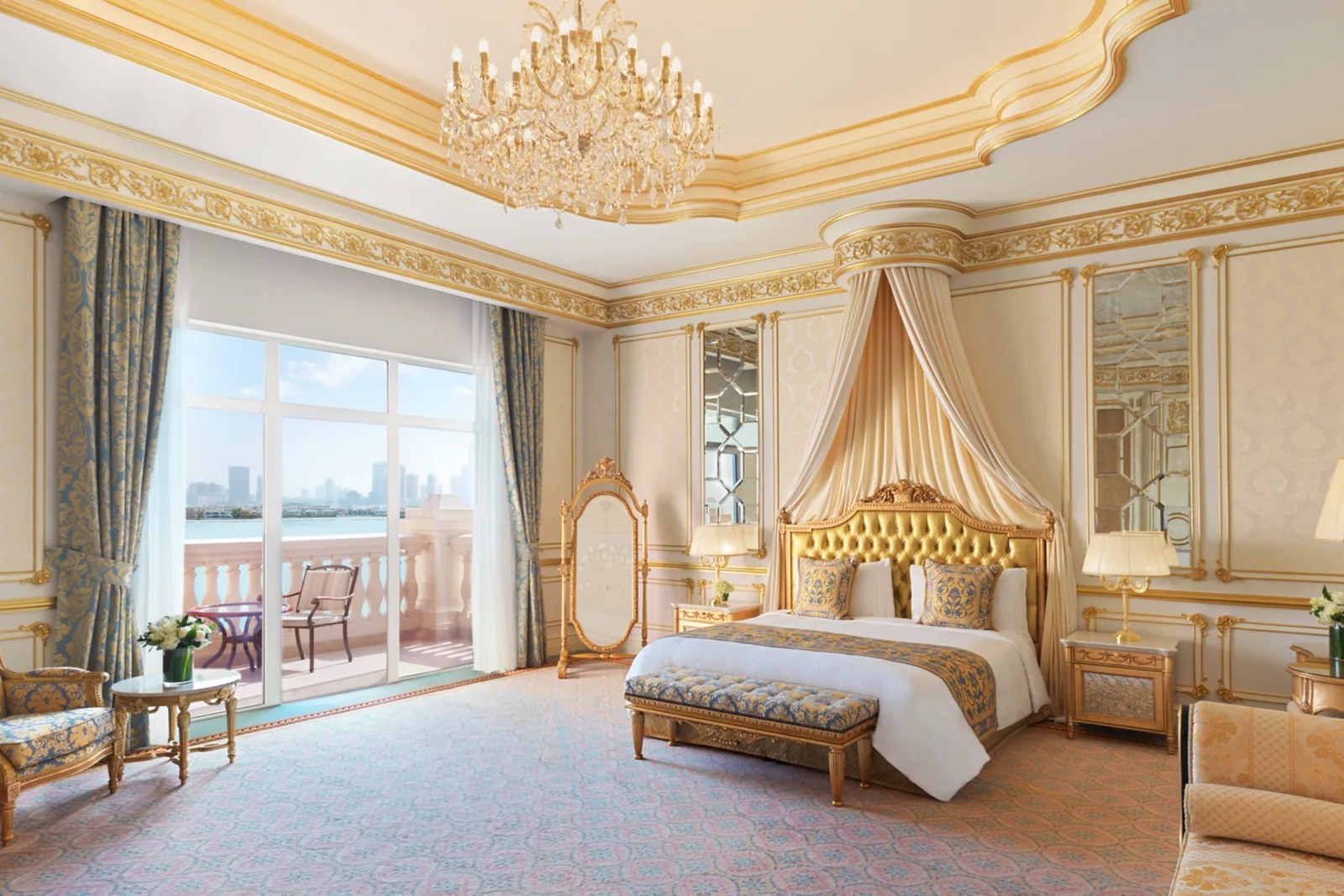 Raffles The Palm Dubai suite