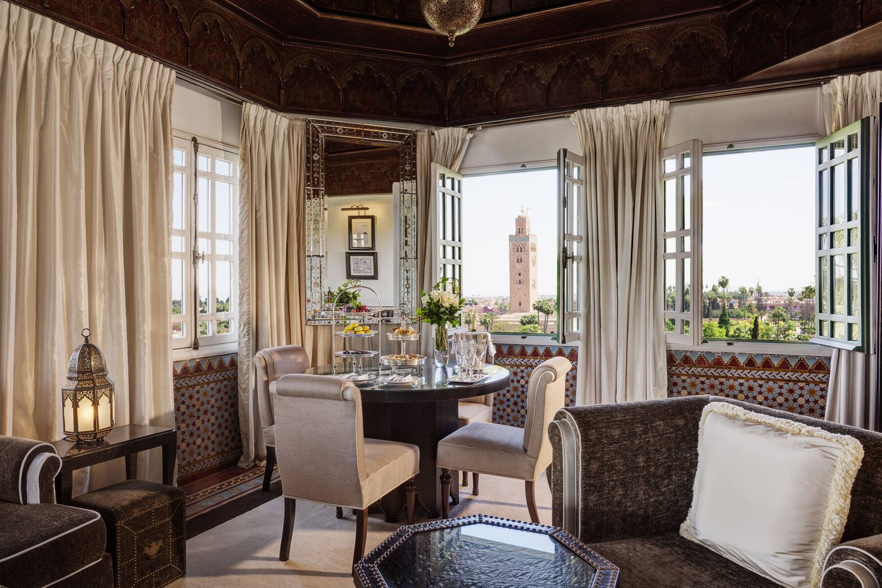 Suite med udsigt mod Koutoubia på La Mamounia i Marrakech