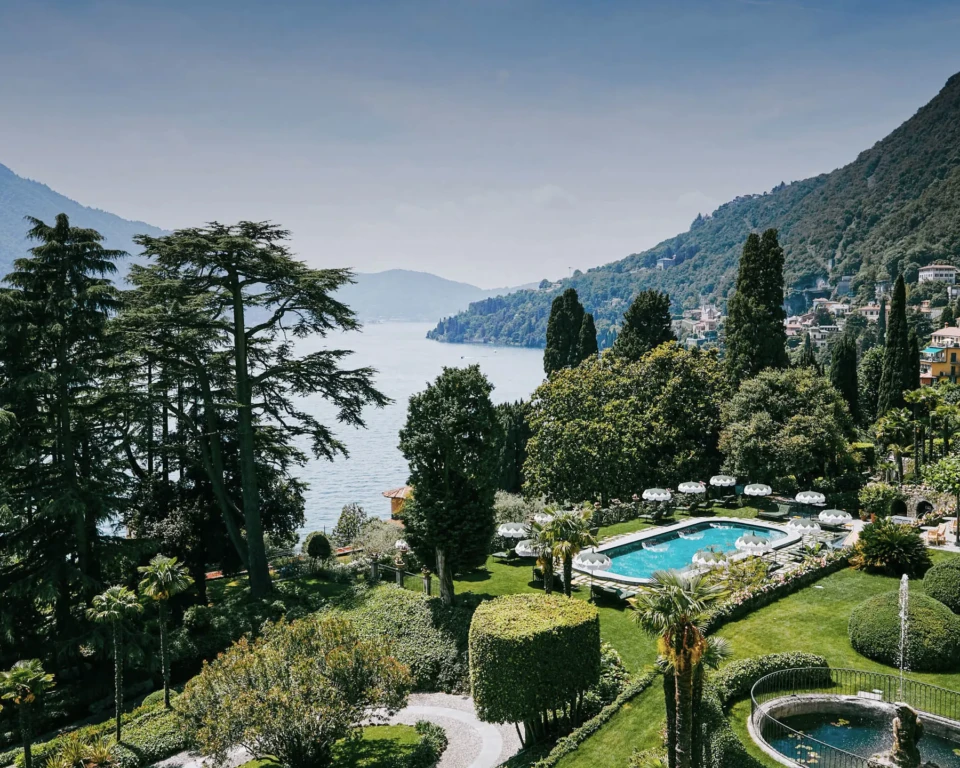 Passalacqua ved Comosøen med haver, pool og Lake Como-udsigt