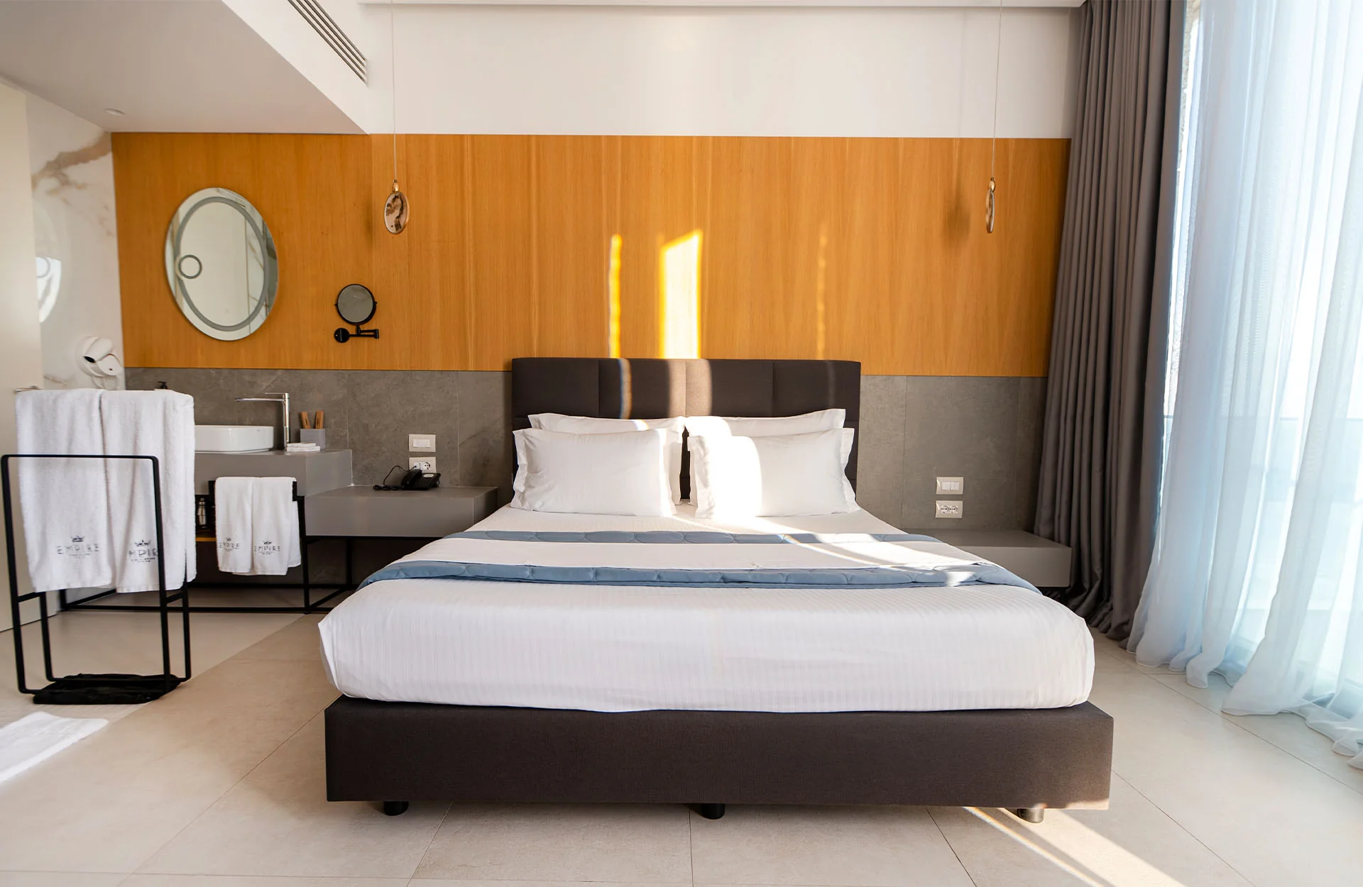 Værelse på Empire Beach Resort i Dhërmi
