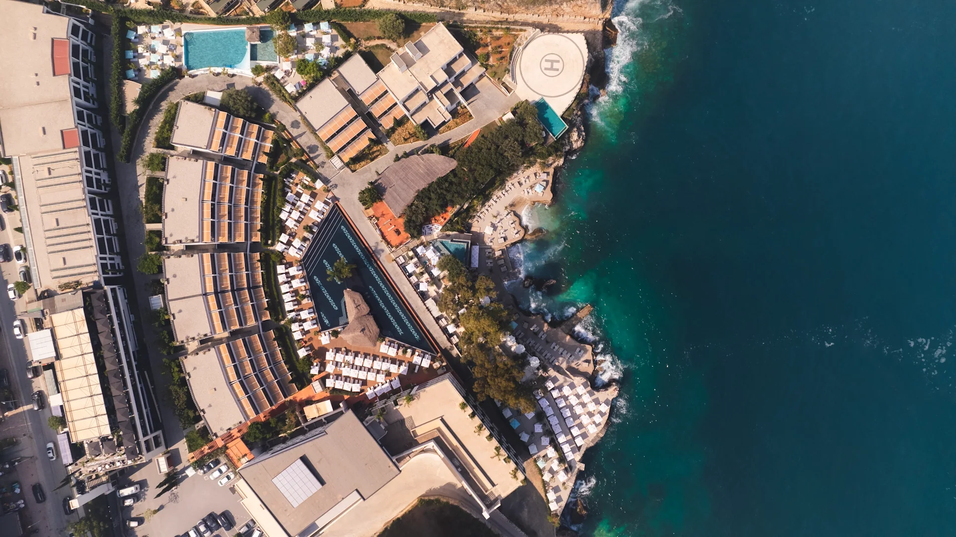 Marina Bay Resort & Casino ved kysten i Vlorë
