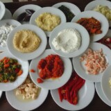 Tyrkiske meze på Lido Restaurant på Büyükada i Istanbul